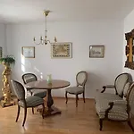Amadeus Apartament Baden bei Wien