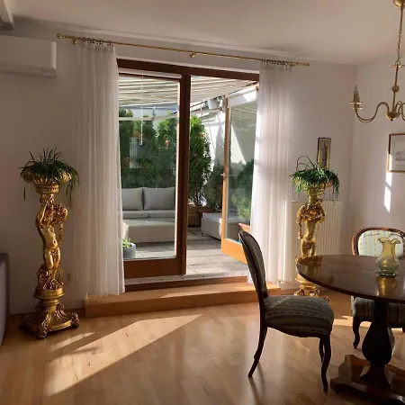 Amadeus Apartament